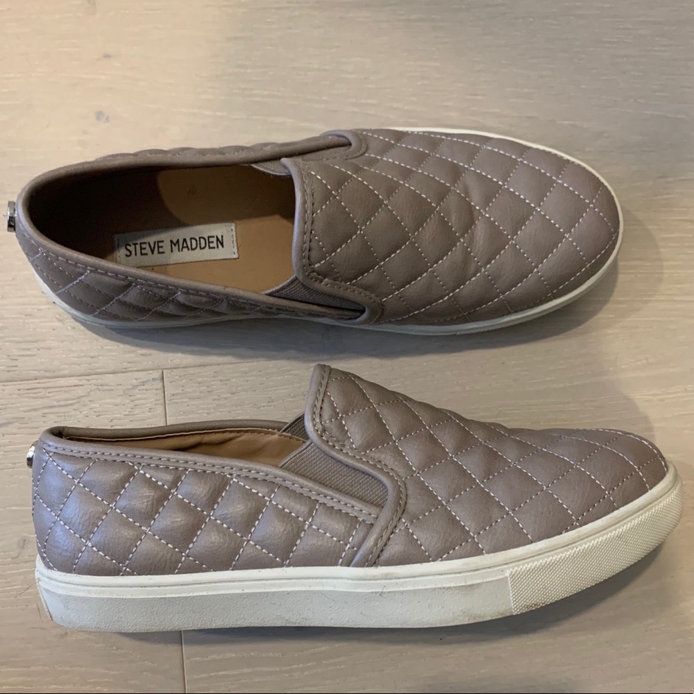 Steve Madden Ecentrcq Grey Slip Ons